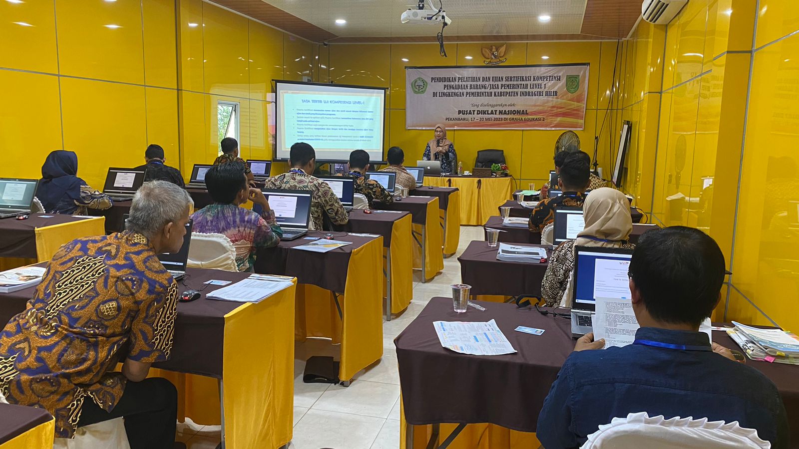 30 Peserta Dari Berbagai Instansi Pemerintahan Kabupaten Indragiri Hilir Ikuti Ujian Kompetensi PBJ Level 1